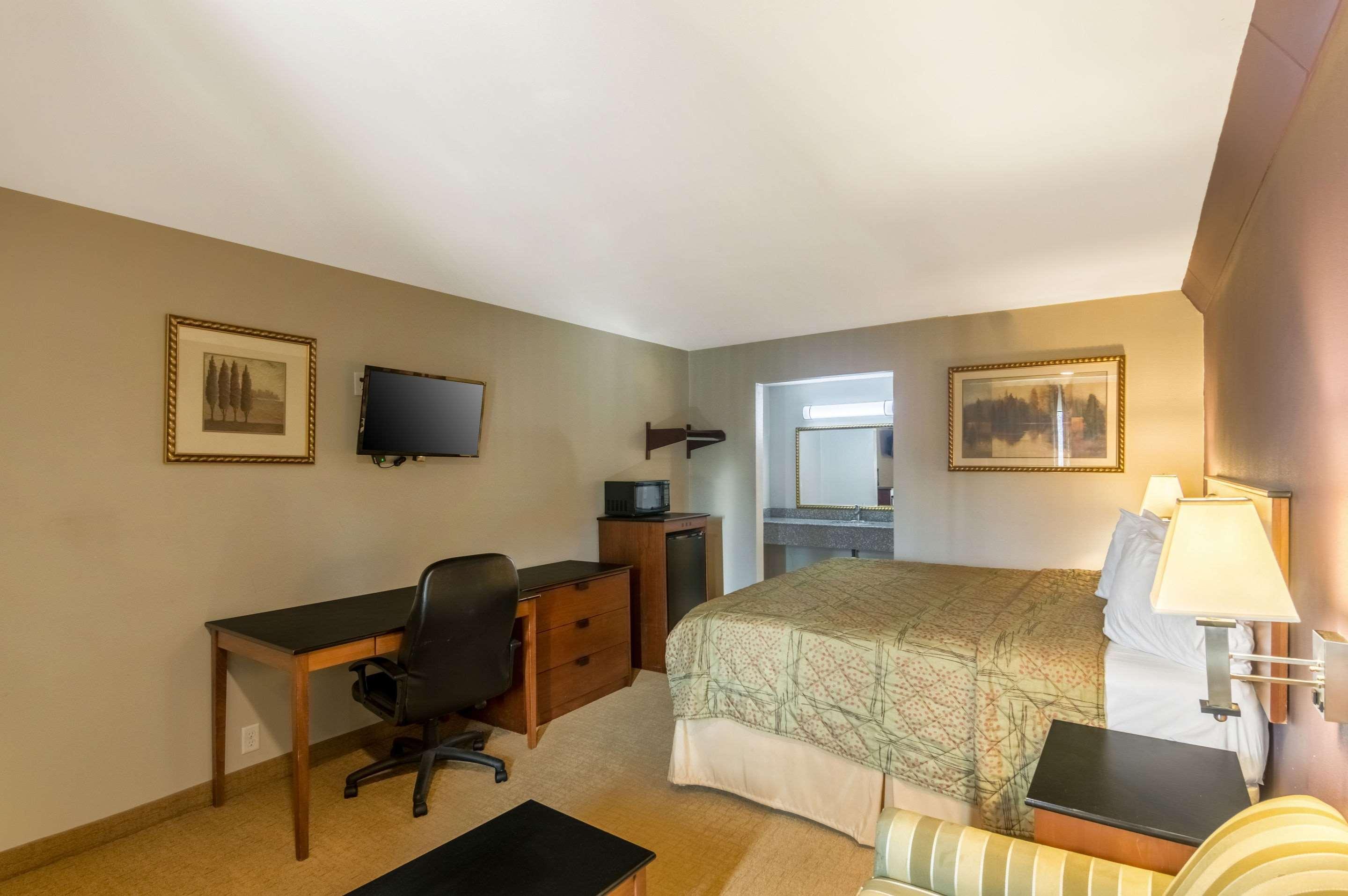 Rodeway Inn Arlington Exterior foto