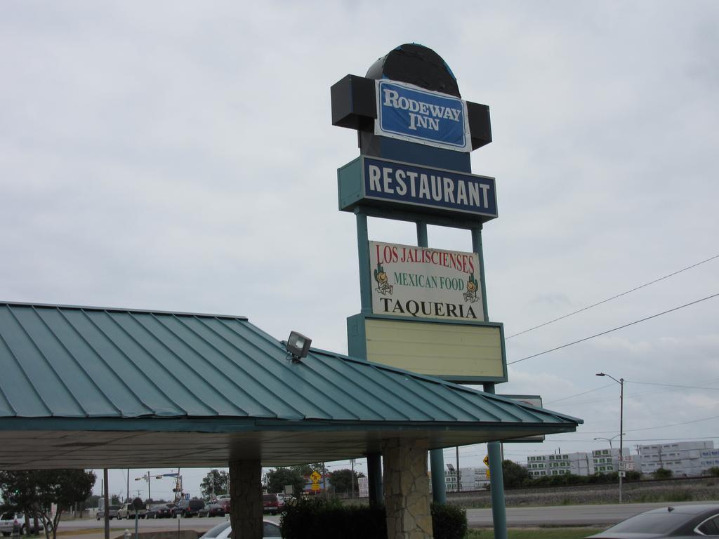 Rodeway Inn Arlington Exterior foto